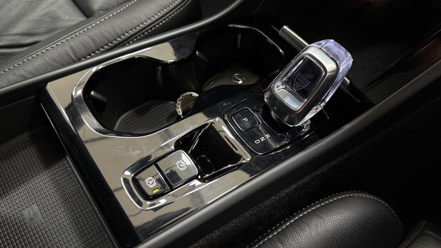 Used Volvo XC40 2022 for sale - 76220408: Photo 30