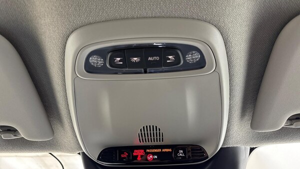 Used Volvo XC40 2022 for sale - 76220408: Photo 31