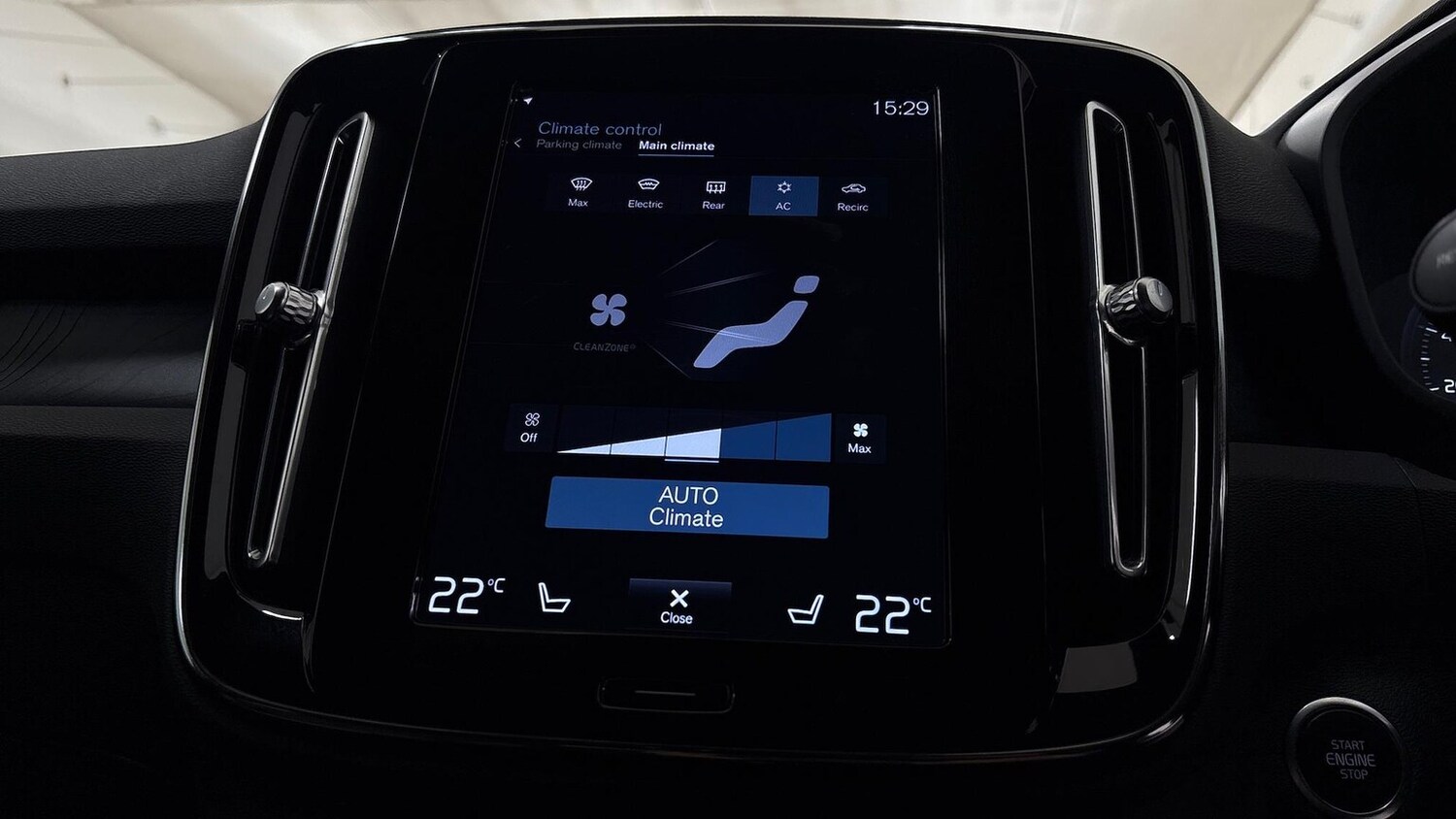 Used Volvo XC40 2022 for sale - 76220408: Photo 36