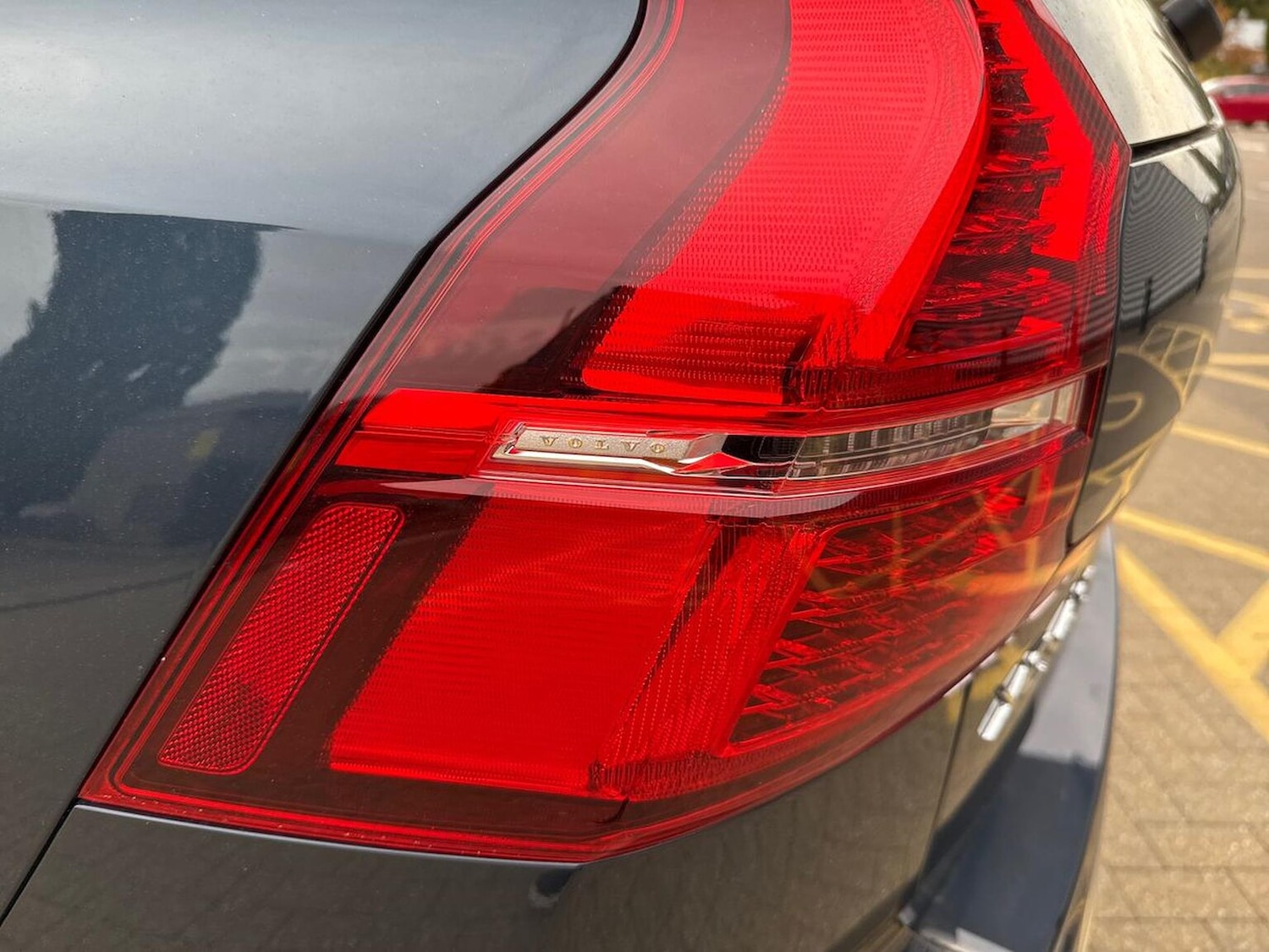 Used Volvo XC60 2021 for sale - 76149447: Photo 36