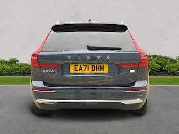 Used Volvo XC60 2021 for sale - 76149447: Photo