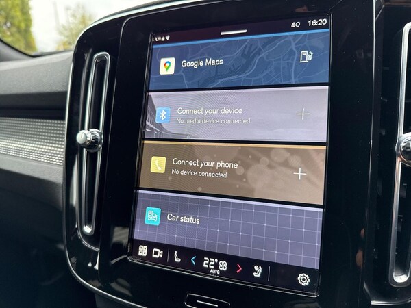 Used Volvo XC40 2023 for sale - 76305403: Photo 11