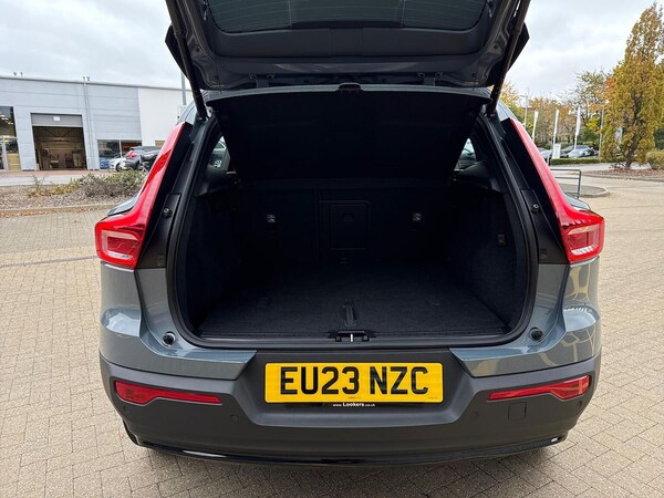 Used Volvo XC40 2023 for sale - 76305403: Photo 17