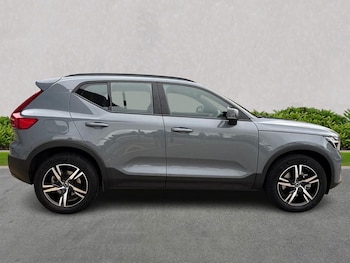 Used Volvo XC40 2023 for sale - 76305403: Photo 3