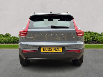 Used Volvo XC40 2023 for sale - 76305403: Photo 4