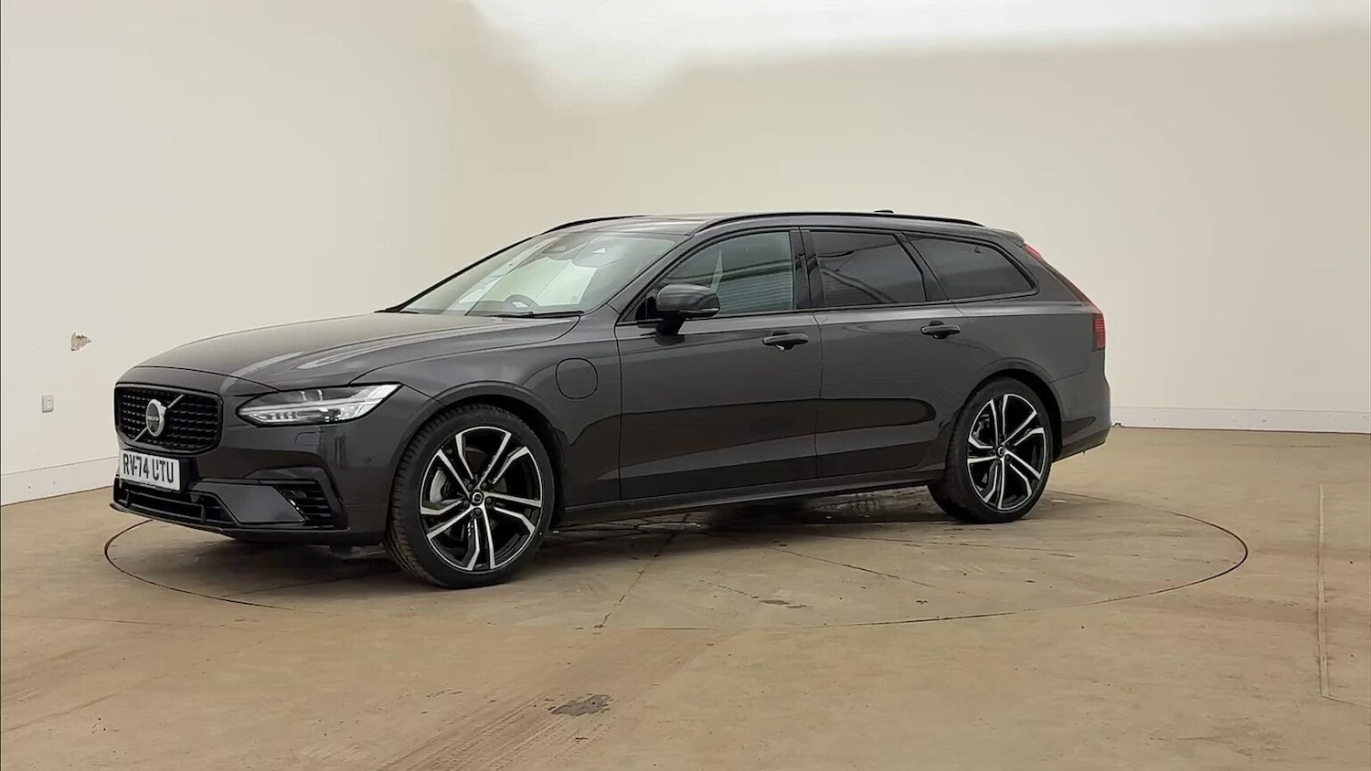 Used Volvo V90 2024 for sale - 76471084: Photo 11