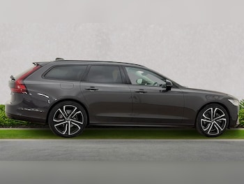 Used Volvo V90 2024 for sale - 76471084: Photo