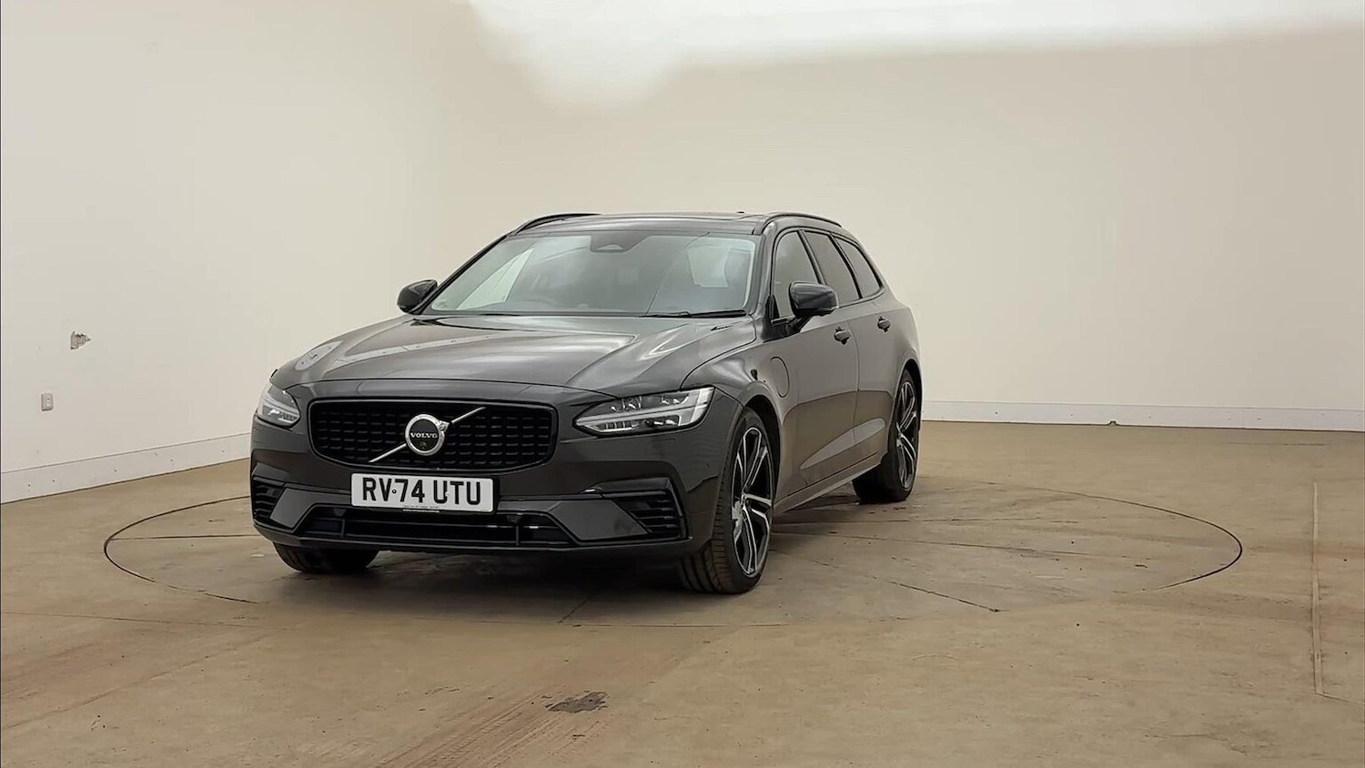 Used Volvo V90 2024 for sale - 76471084: Photo 8