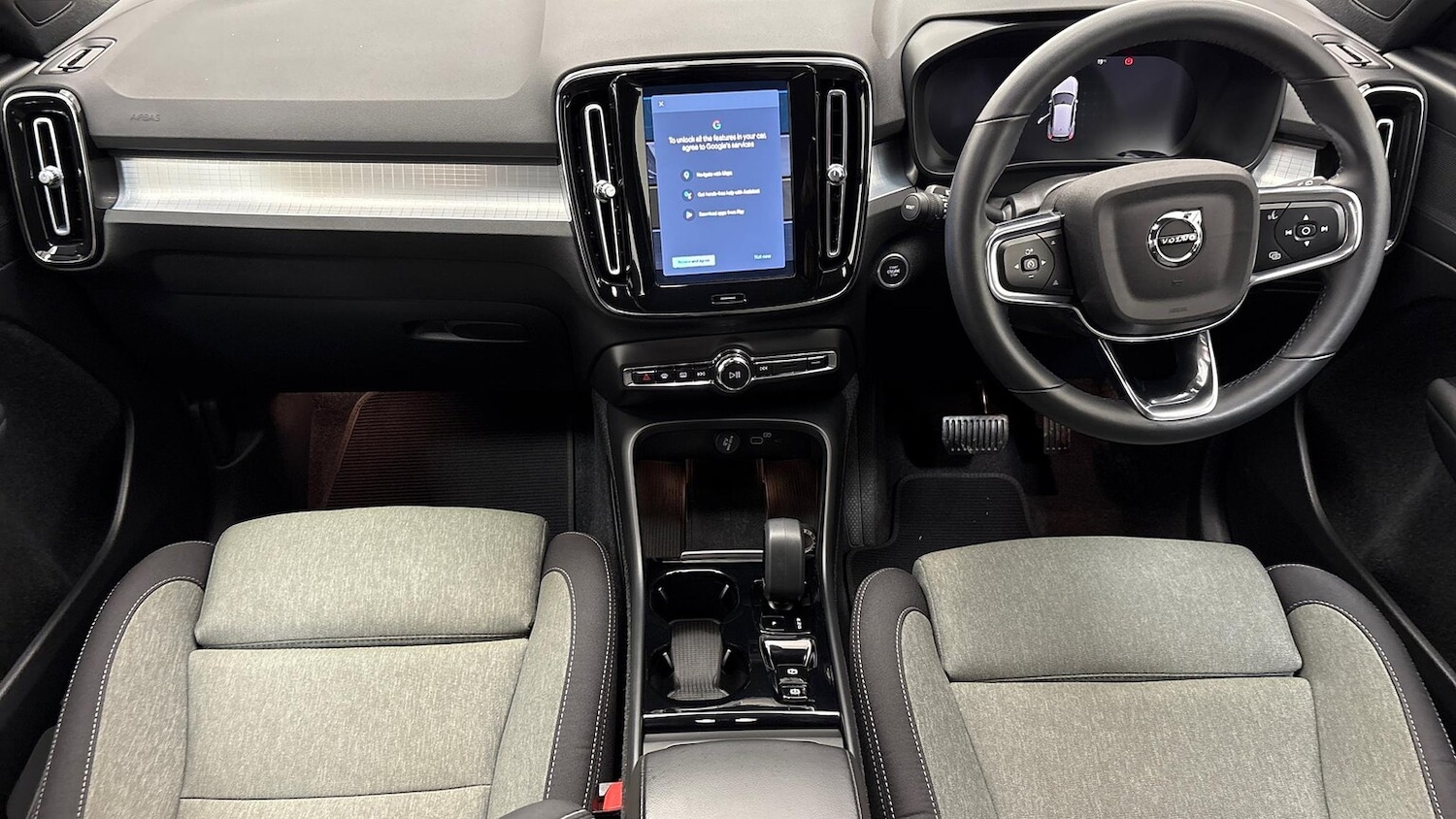 Used Volvo XC40 2022 for sale - 76763440: Photo 10