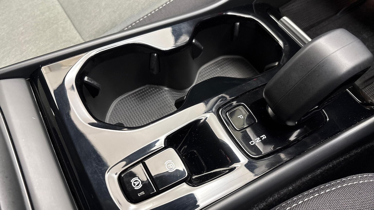 Used Volvo XC40 2022 for sale - 76763440: Photo 31