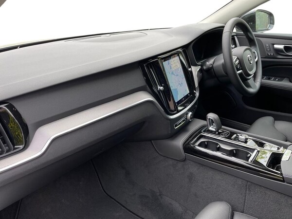 Used Volvo V60 2025 for sale - 75497719: Photo 7