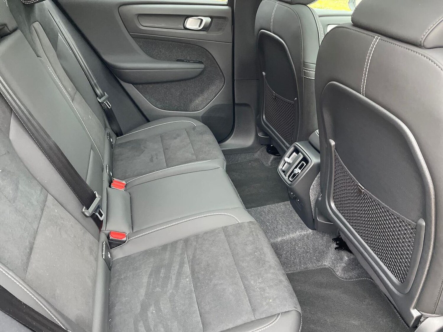 Used Volvo XC40 2025 for sale - 76268332: Photo 16