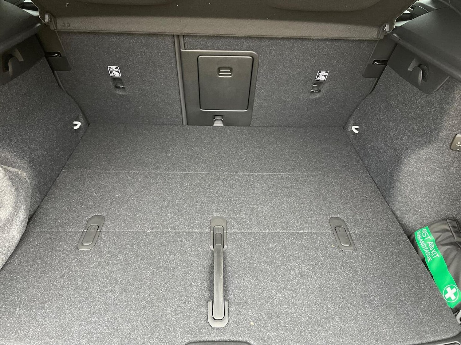 Used Volvo XC40 2025 for sale - 76268332: Photo 17