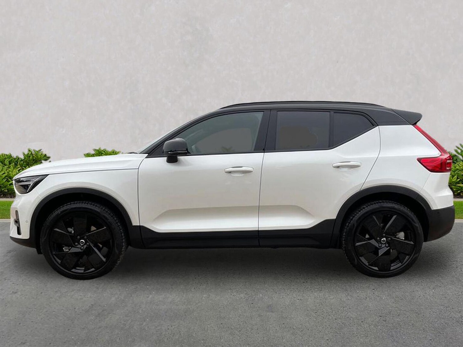 Used Volvo XC40 2025 for sale - 76268332: Photo 19