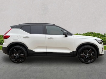 Used Volvo XC40 2025 for sale - 76268332: Photo 3