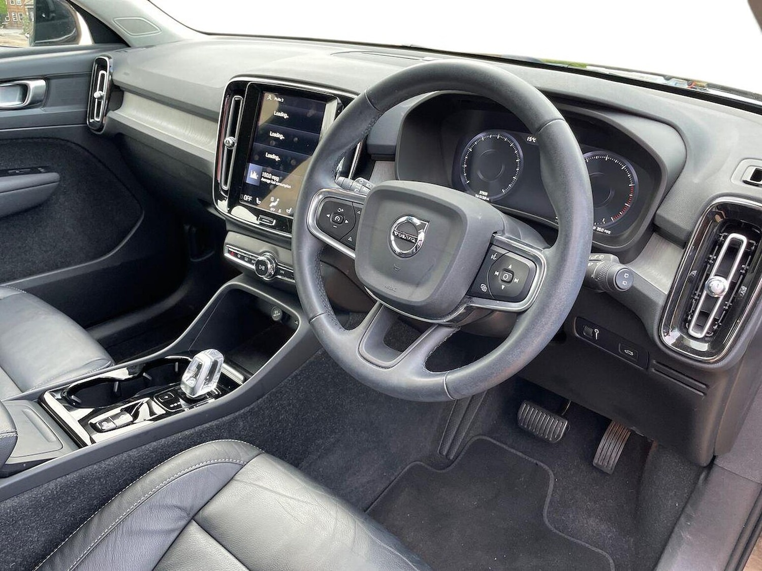 Used Volvo XC40 2022 for sale - 76490528: Photo 15