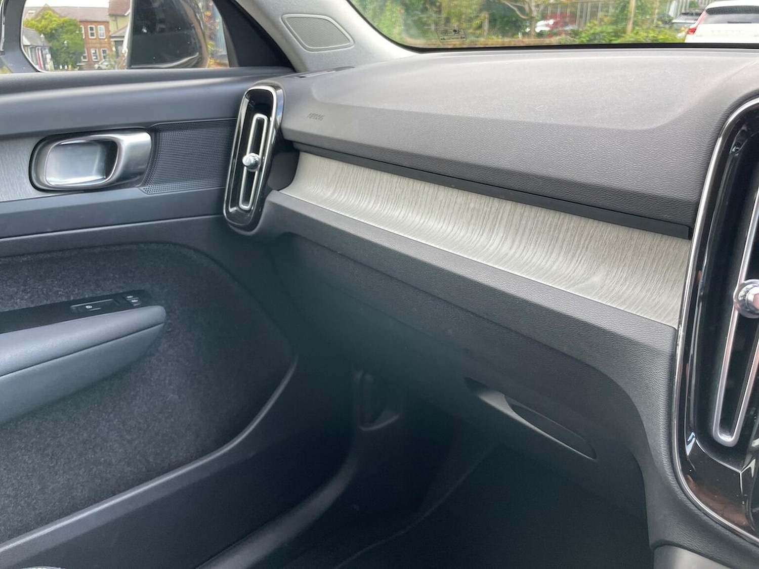 Used Volvo XC40 2022 for sale - 76490528: Photo 33