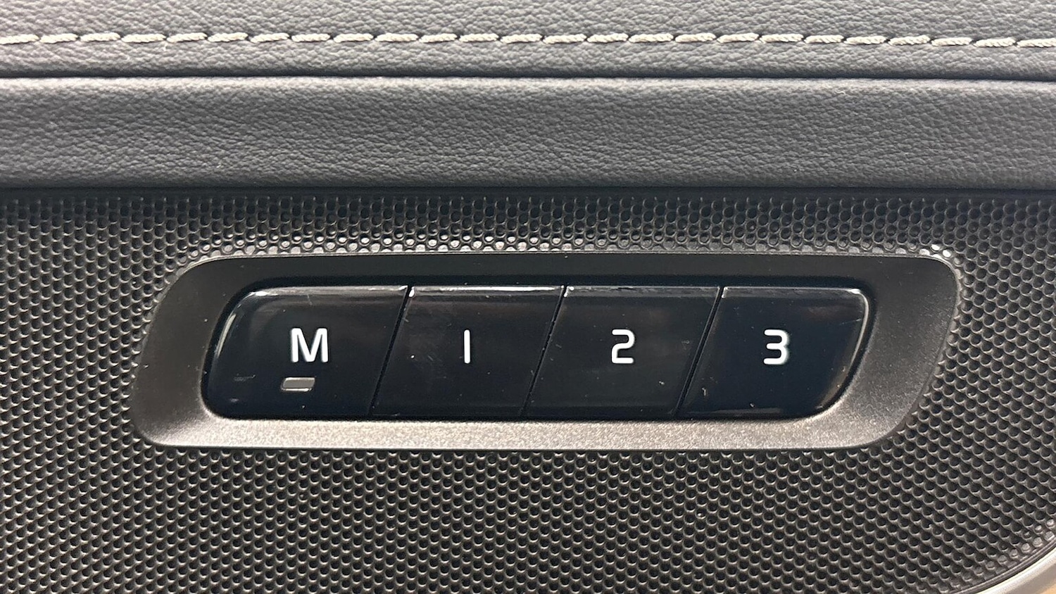 Used Volvo XC90 2025 for sale - 77077300: Photo 25