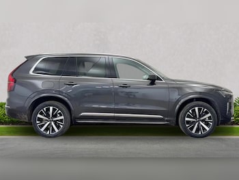 Used Volvo XC90 2025 for sale - 77077300: Photo