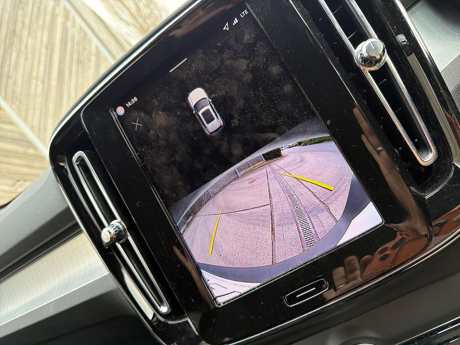 Used Volvo XC40 2025 for sale - 78194027: Photo 25