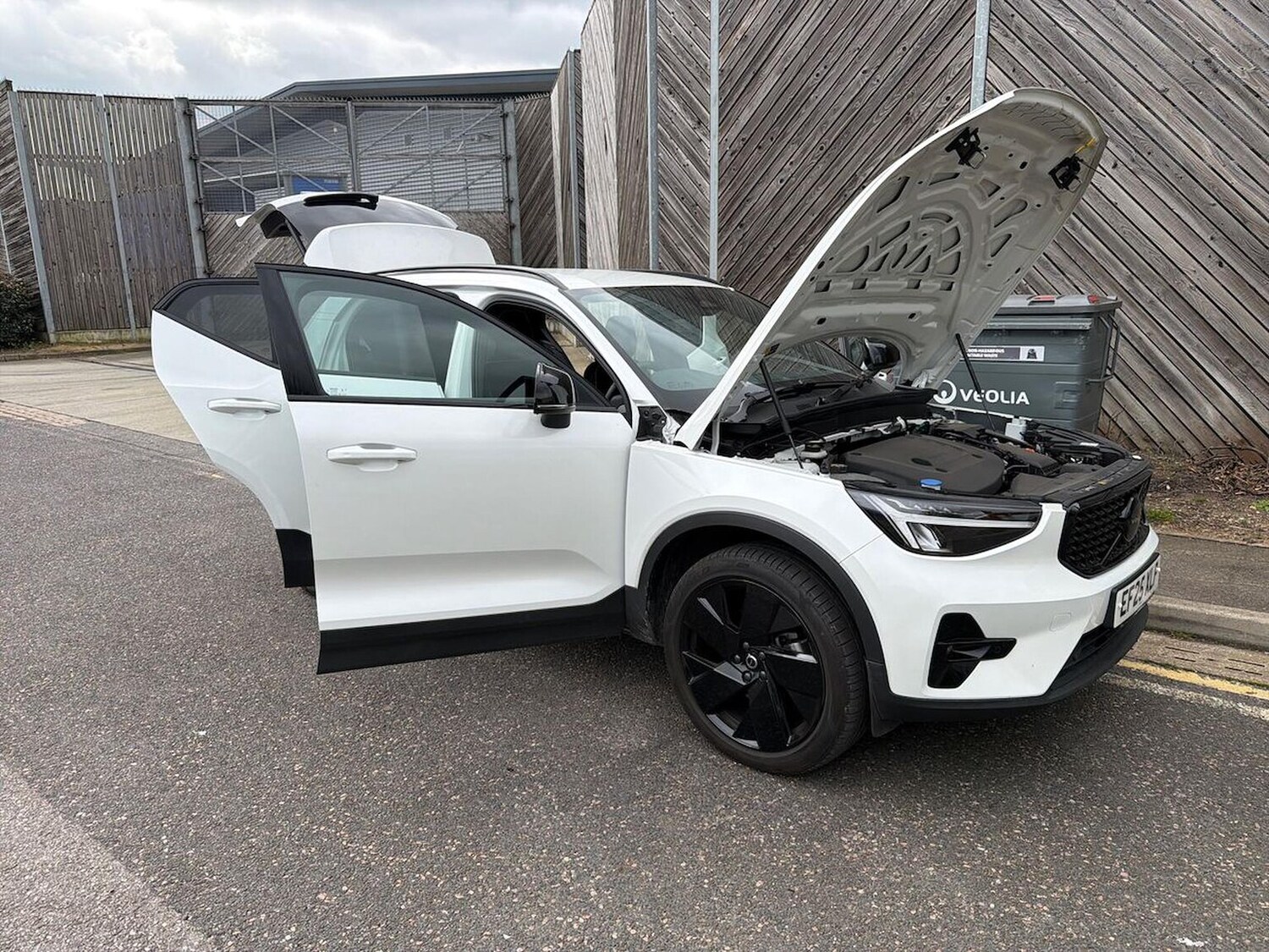 Used Volvo XC40 2025 for sale - 78194027: Photo 41