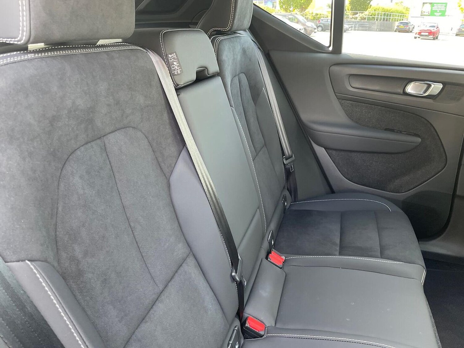 Used Volvo XC40 2023 for sale - 75982231: Photo 16