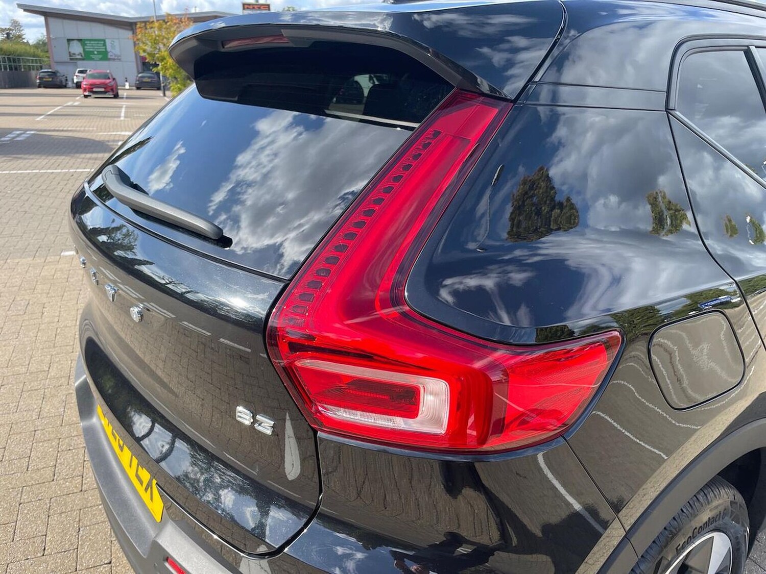 Used Volvo XC40 2023 for sale - 75982231: Photo 34