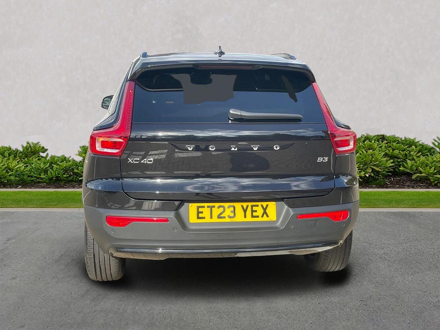 Used Volvo XC40 2023 for sale - 75982231: Photo 4