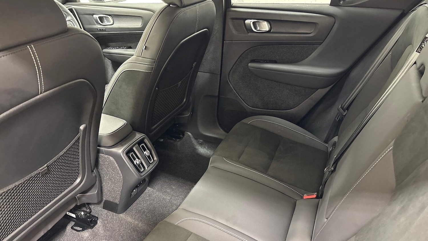 Used Volvo XC40 2025 for sale - 76504987: Photo 16