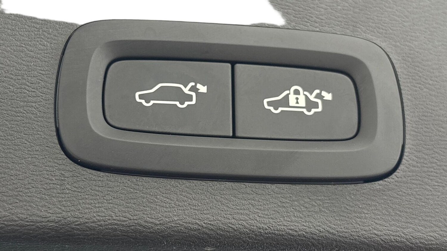 Used Volvo XC40 2025 for sale - 76504987: Photo 20