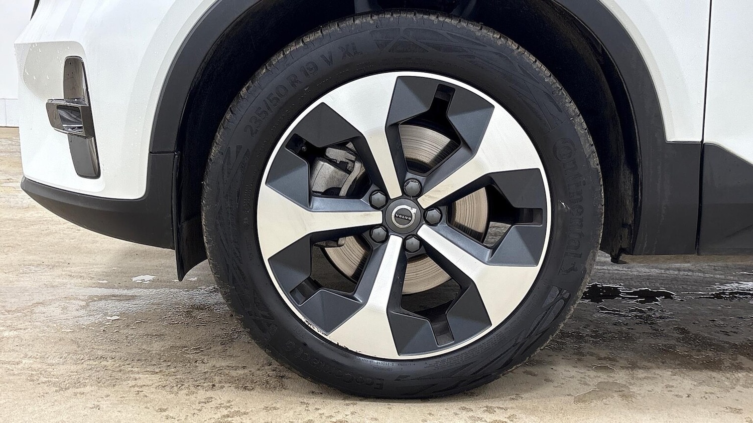 Used Volvo XC40 2025 for sale - 76504987: Photo 21