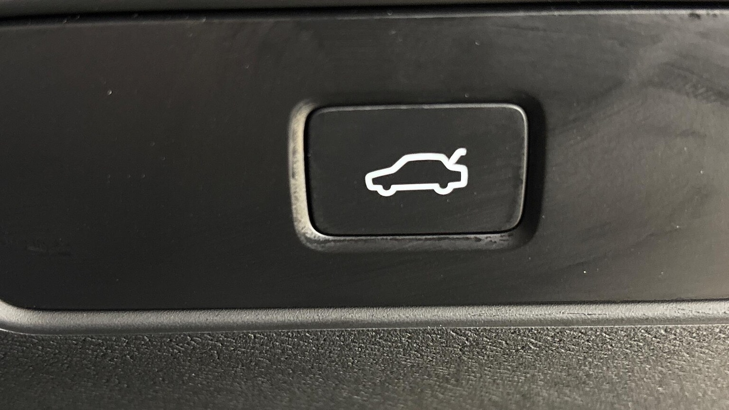 Used Volvo XC40 2025 for sale - 76504987: Photo 30