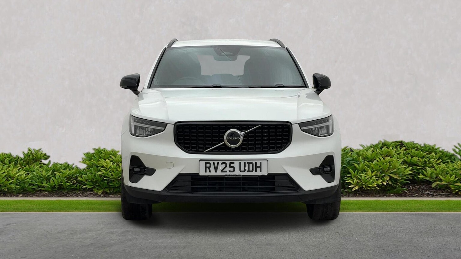Used Volvo XC40 2025 for sale - 76504987: Photo 5