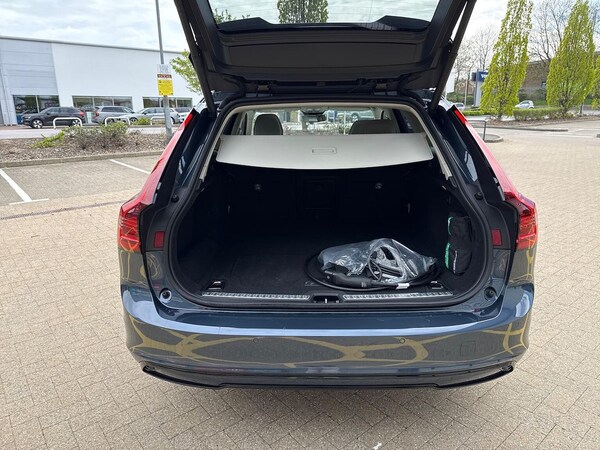 Used Volvo V90 2025 for sale - 76174184: Photo 17