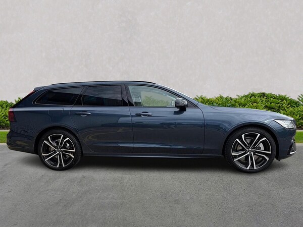 Used Volvo V90 2025 for sale - 76174184: Photo 3