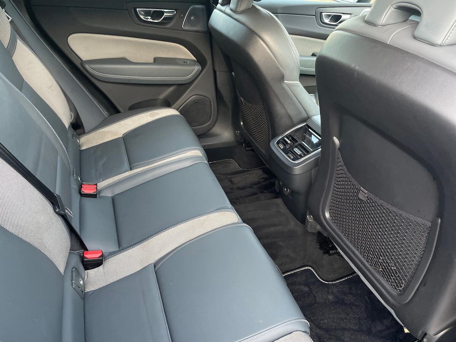 Used Volvo XC60 2021 for sale - 76931646: Photo 16