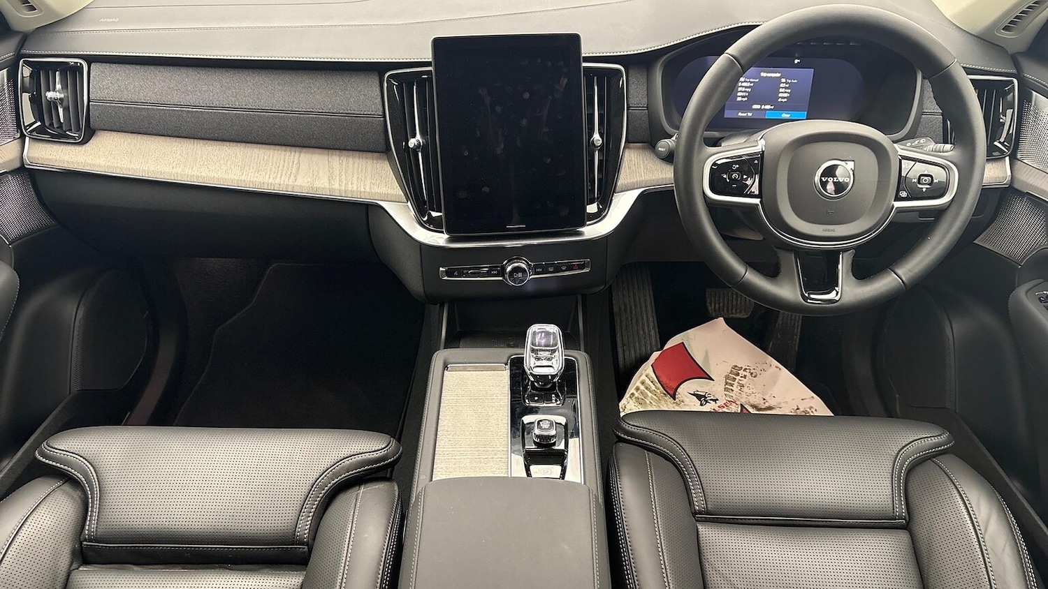 Used Volvo XC90 2025 for sale - 77715392: Photo 10