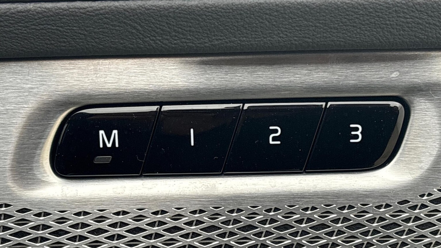 Used Volvo XC90 2025 for sale - 77715392: Photo 26