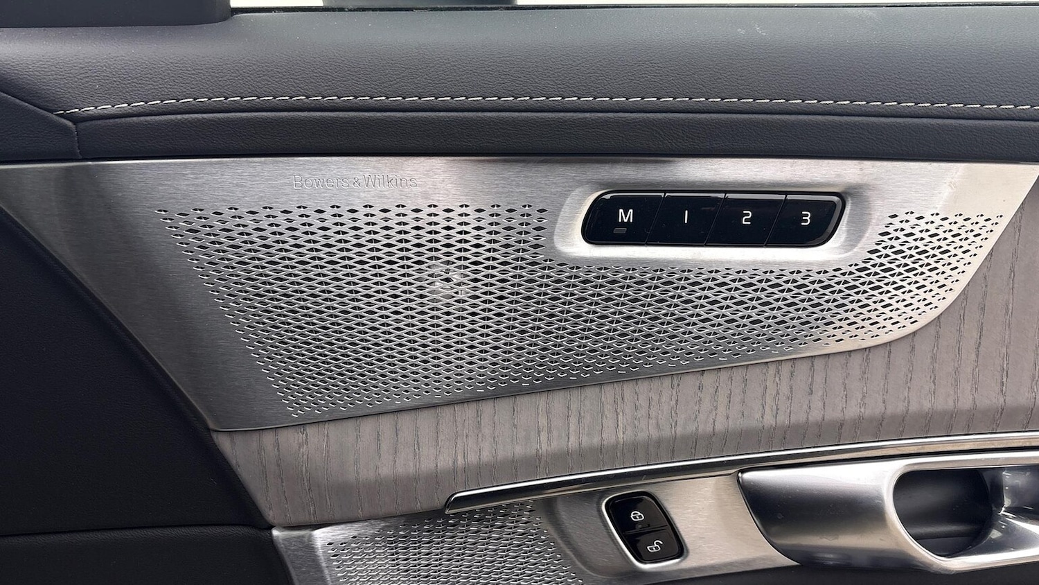 Used Volvo XC90 2025 for sale - 77715392: Photo 27