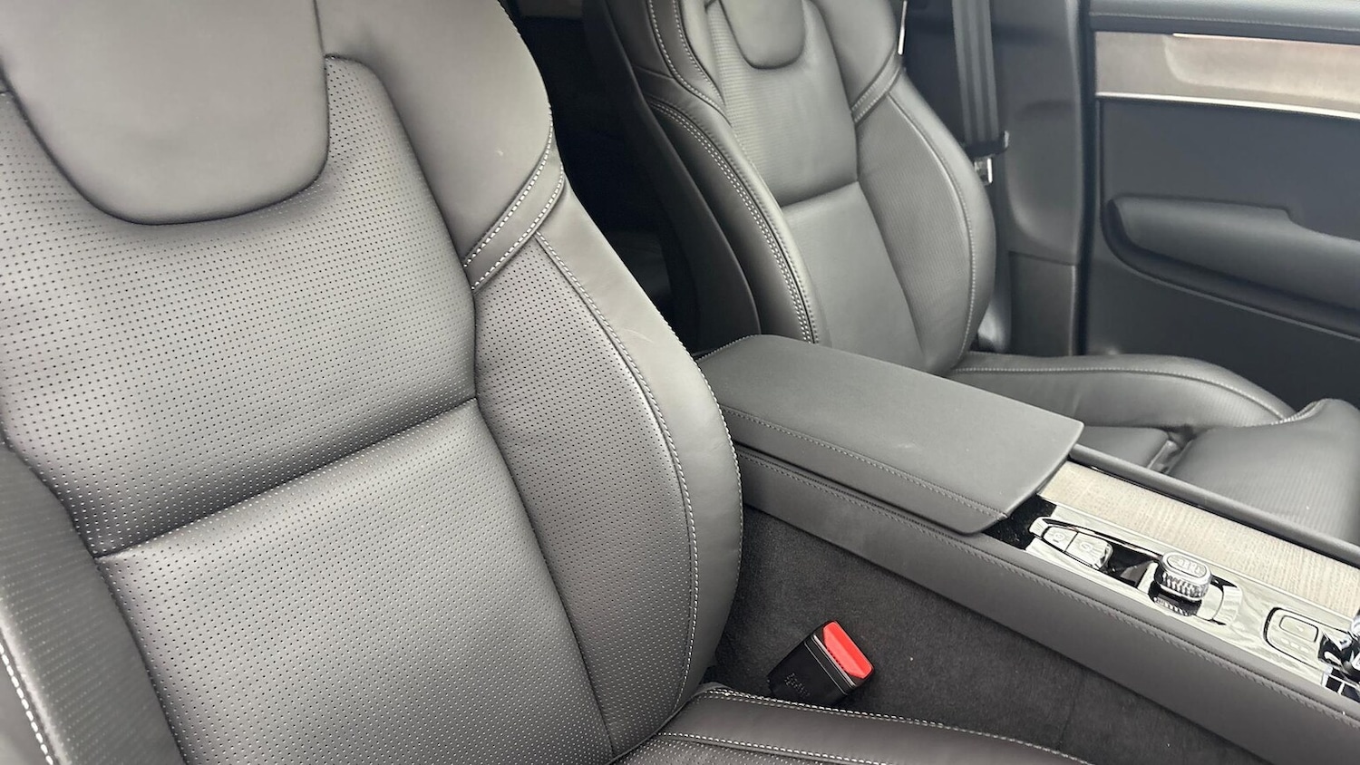 Used Volvo XC90 2025 for sale - 77715392: Photo 29