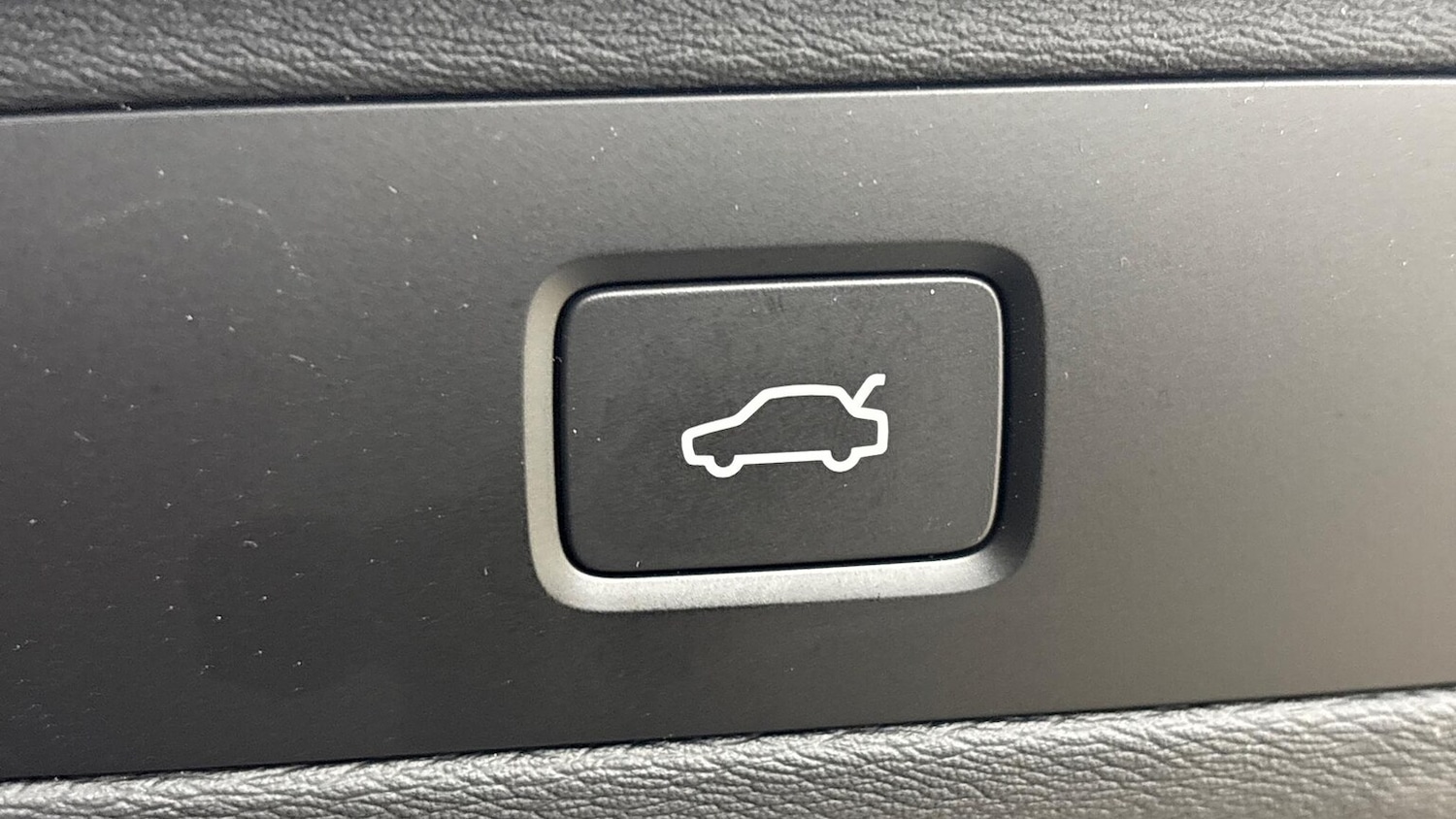 Used Volvo XC90 2025 for sale - 77715392: Photo 30