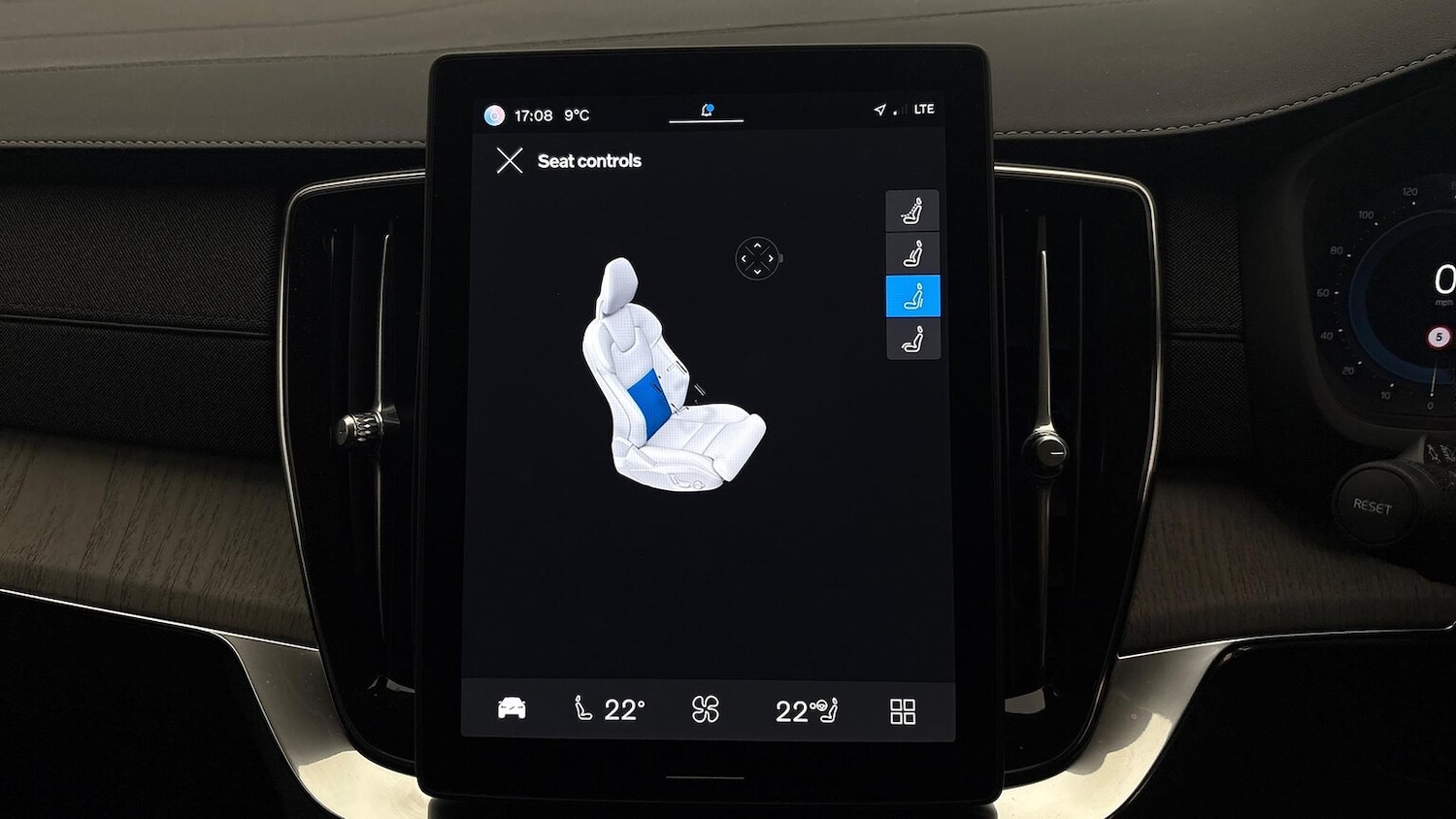 Used Volvo XC90 2025 for sale - 77715392: Photo 42