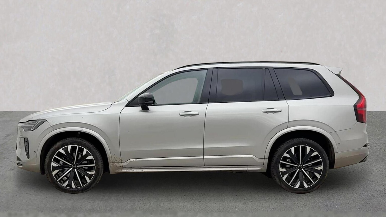 Used Volvo XC90 2025 for sale - 77715392: Photo 6