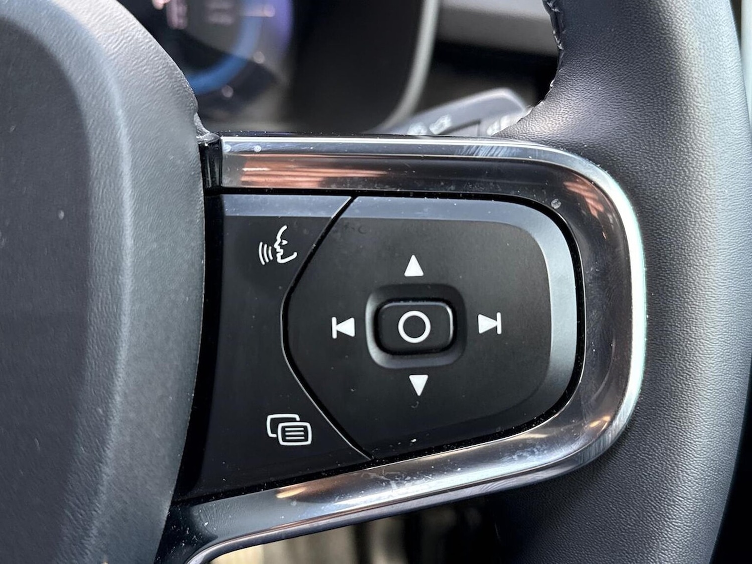 Used Volvo C40 2022 for sale - 77845328: Photo 24