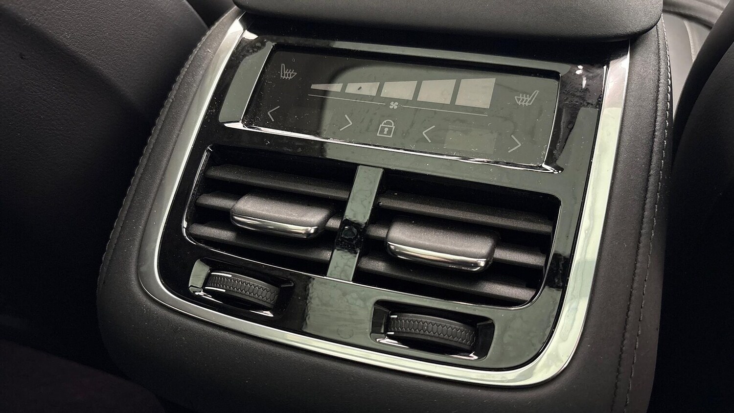 Used Volvo XC90 2025 for sale - 77715397: Photo 17