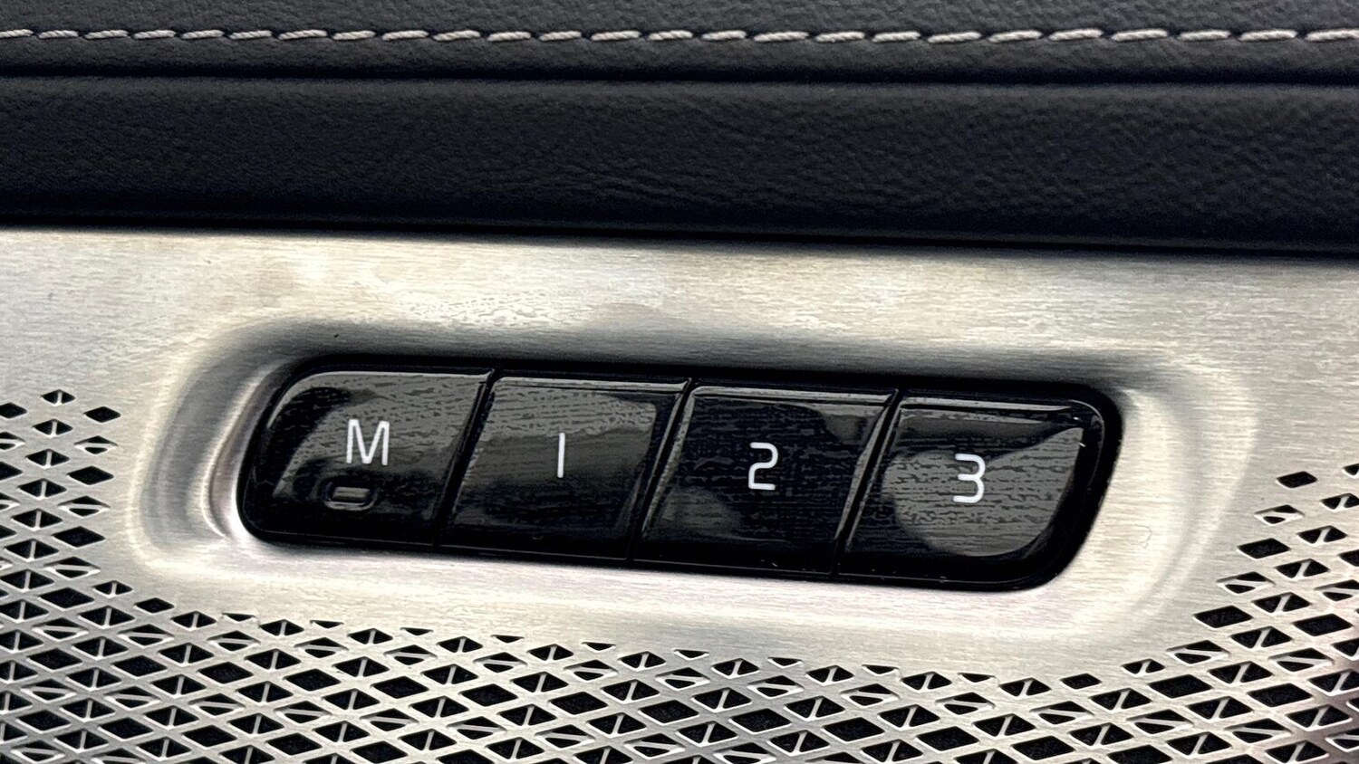 Used Volvo XC90 2025 for sale - 77715397: Photo 26