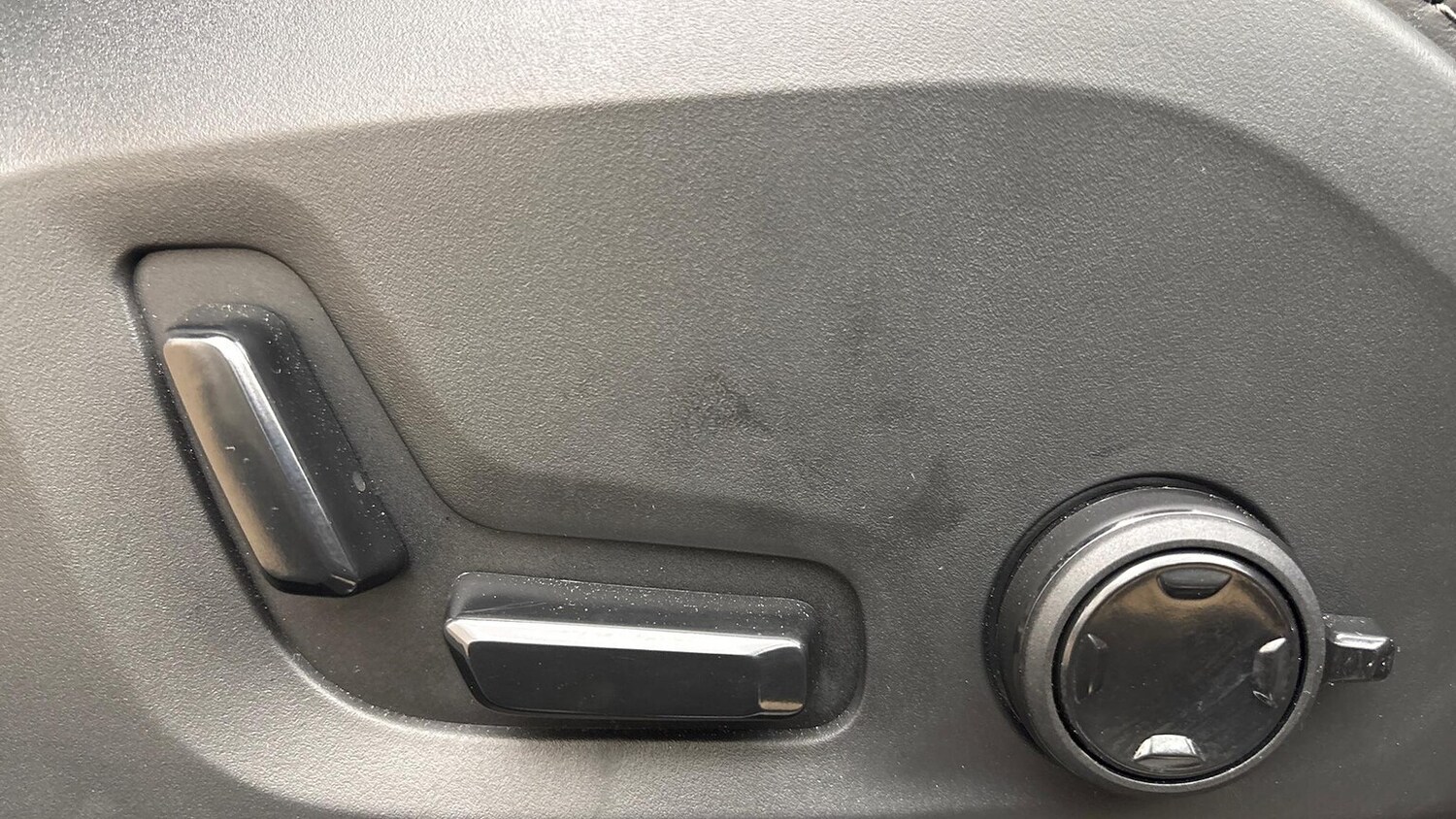 Used Volvo XC90 2025 for sale - 77715397: Photo 28