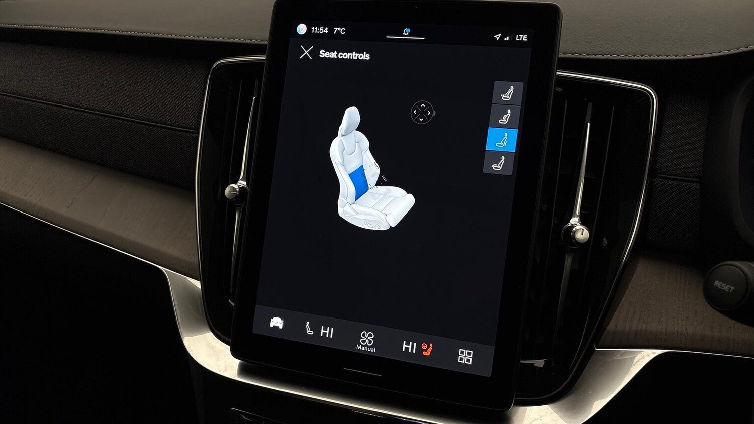 Used Volvo XC90 2025 for sale - 77715397: Photo 41