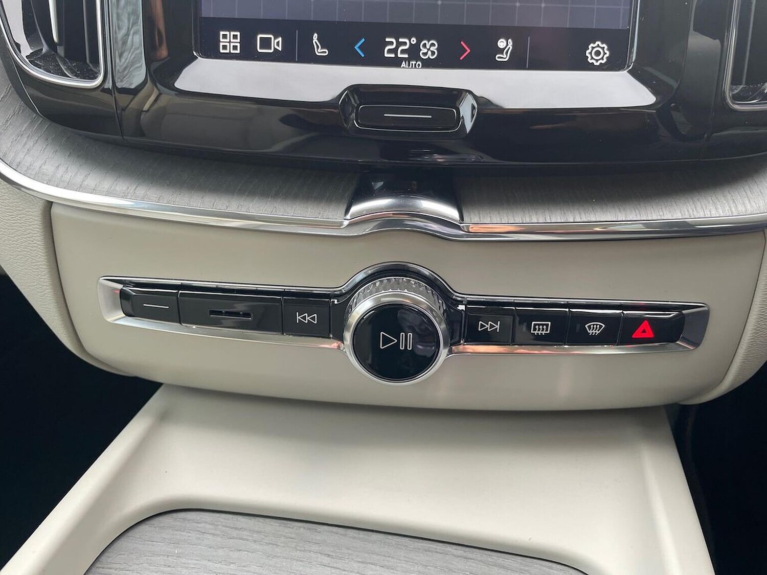 Used Volvo XC60 2024 for sale - 78194197: Photo 12