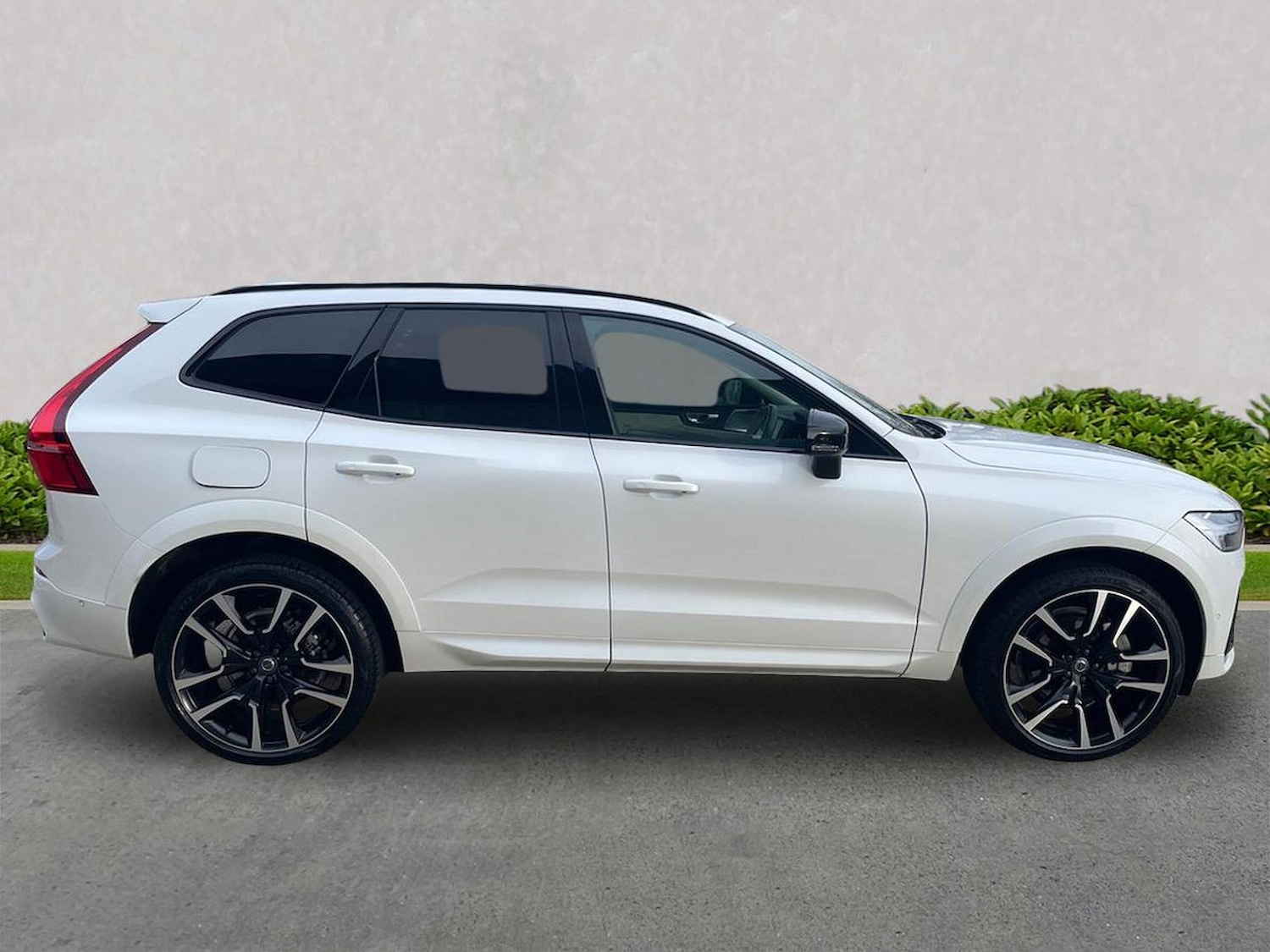 Used Volvo XC60 2024 for sale - 78194197: Photo 3